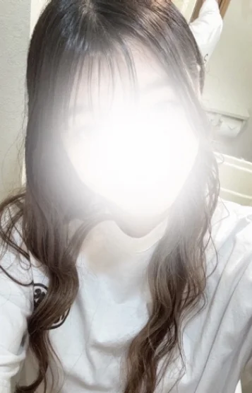まひろ(22)