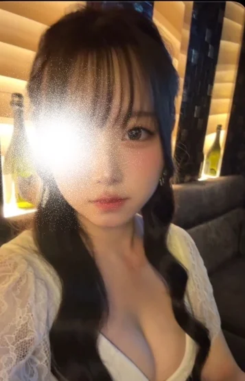 リン(20)