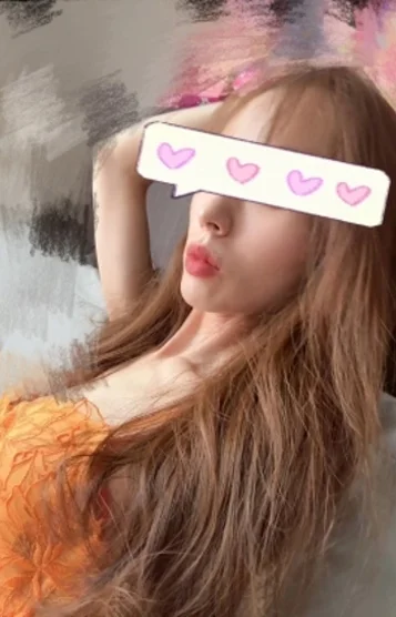 松本まりな(33)