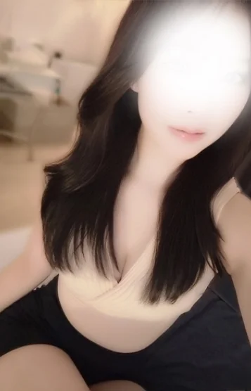吉岡 りか(22)