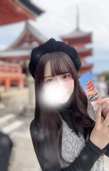 千歳あき(19)