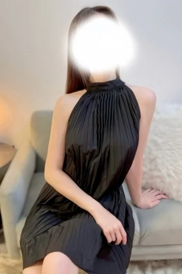 須賀りんか(30)