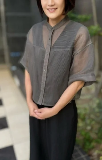 佳乃(50)