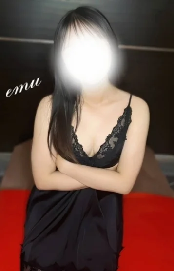 えむ(22)