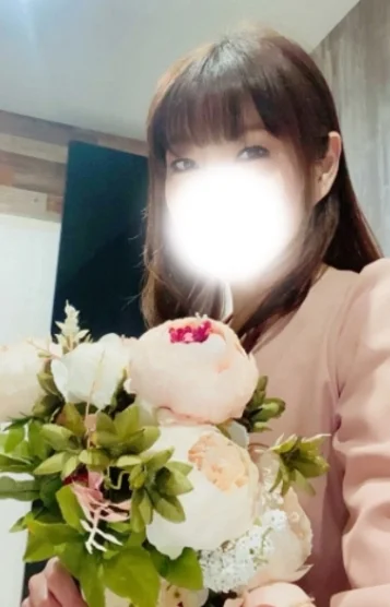 西園寺美緒(48)