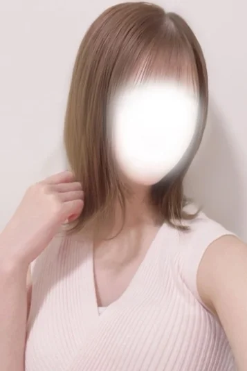 まな(23)