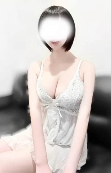 前川ひより(23)