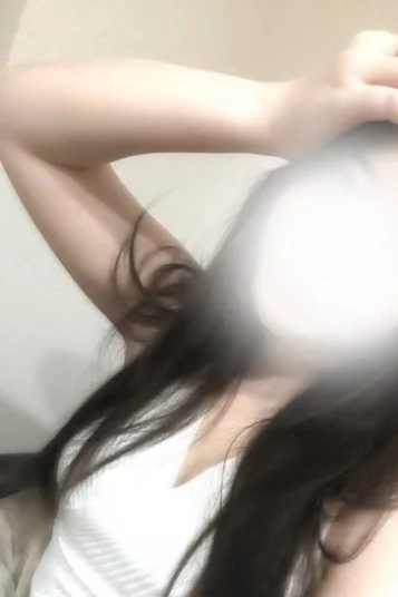 ゆら(23)