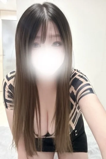 桜木しずく(21)