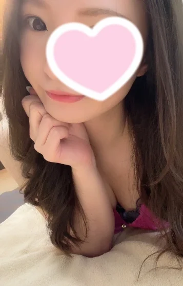 なこ(24)