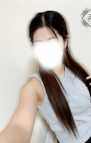 如月 なぎ
