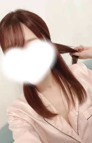 すず(24)