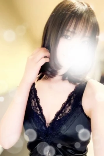 芹沢 いろは(20)