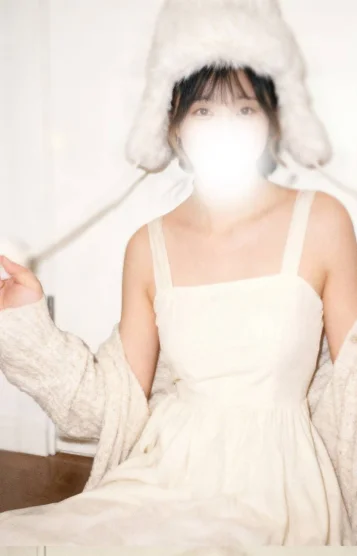 みな(23)
