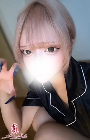 うい(23)