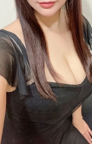 趣里(32)