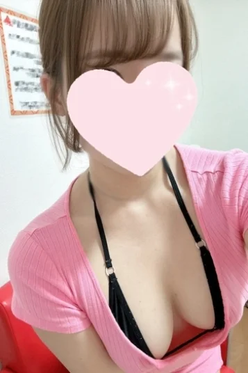 サナ(23)