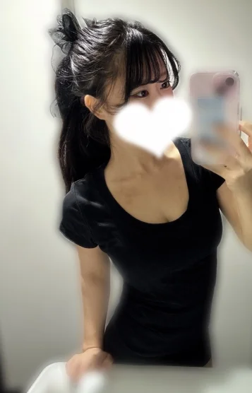 可愛 すずめ(23)