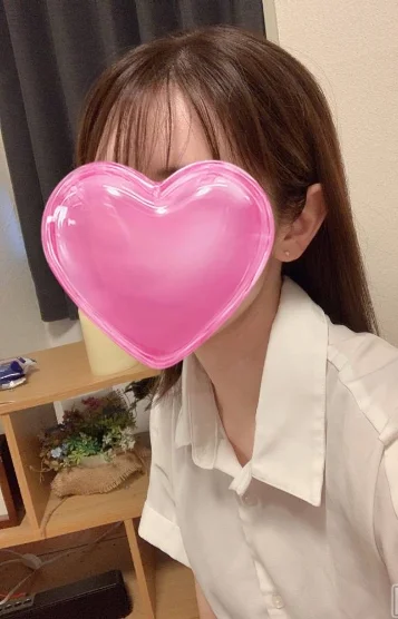 ゆり(24)