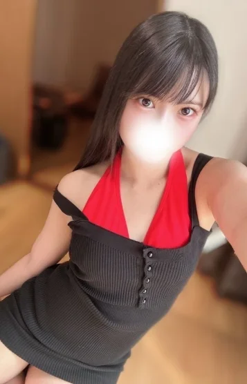 綾瀬 くるみ(26)