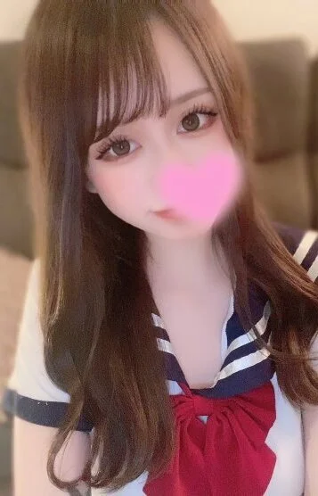 りり(22)
