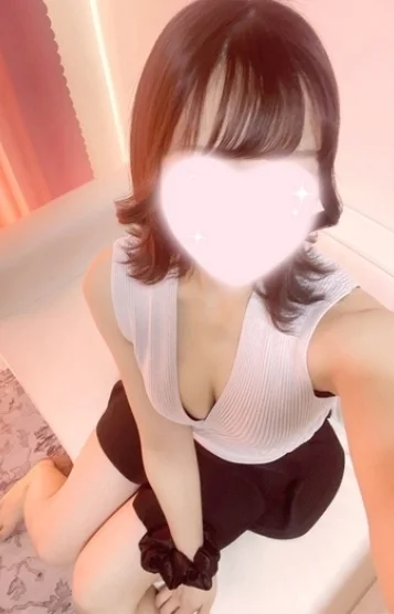 えみり(21)