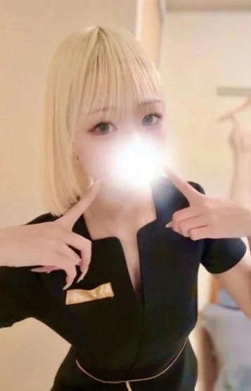 愛川 るん(20)