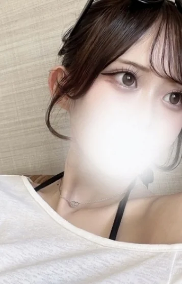 桃瀬 りんか(20)