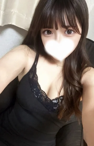 小川こころ(22)