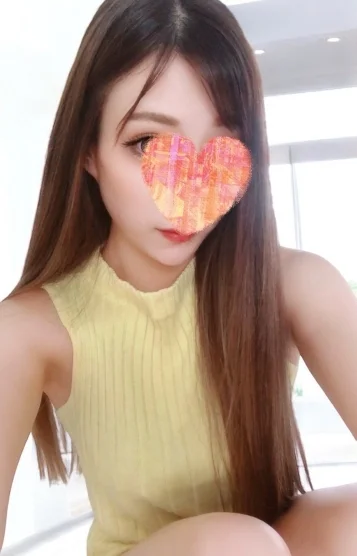 りりな(28)