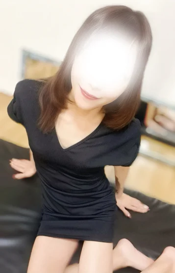 えな(28)