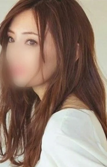滝川 景子(25)