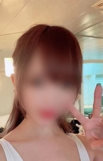 春川 あやせ(22)