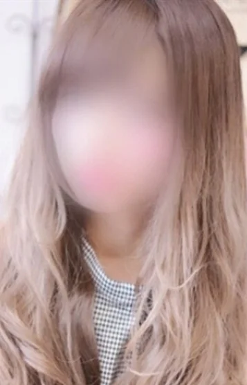 益若 つかさ(23)
