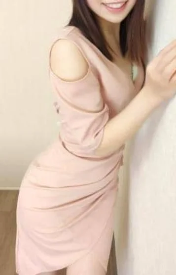 新川なみ(28)