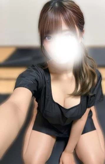 まなみ(19)