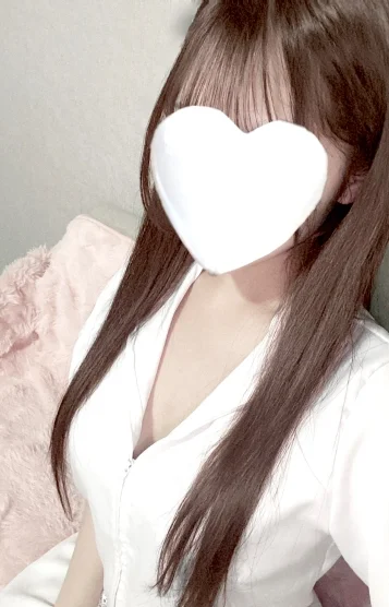 来栖はな(20)