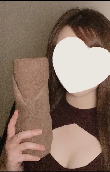 西野萌(26)