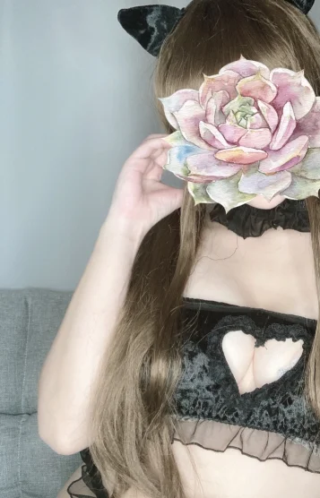 水沢えみり(24)