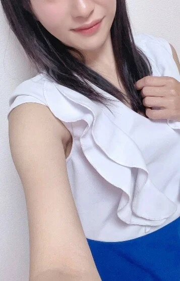 玲那（れな）(33)