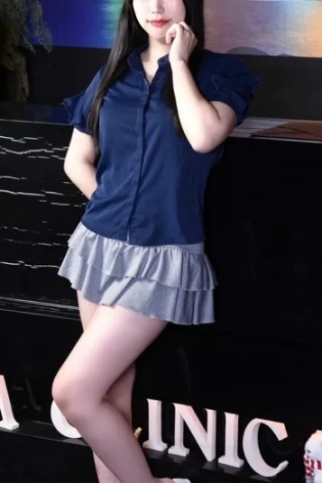 園田 しおり(27)