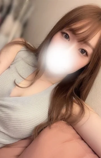 すず(26)