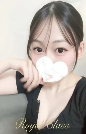 みい(20)