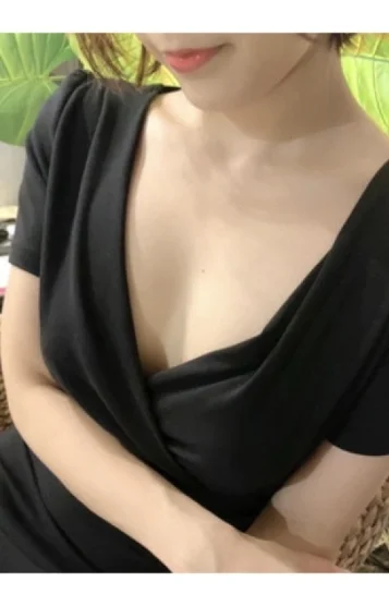 岩崎まな(35)
