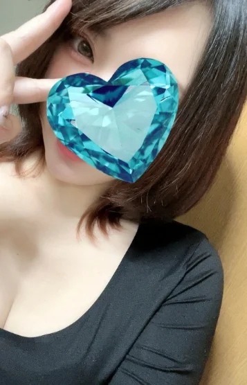 宇佐美 茜(35)
