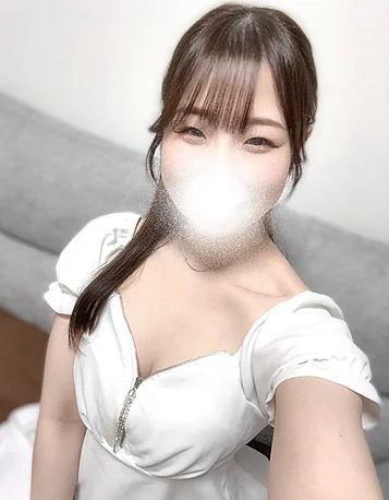 あい(24)