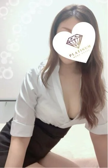 相楽 めい(25)