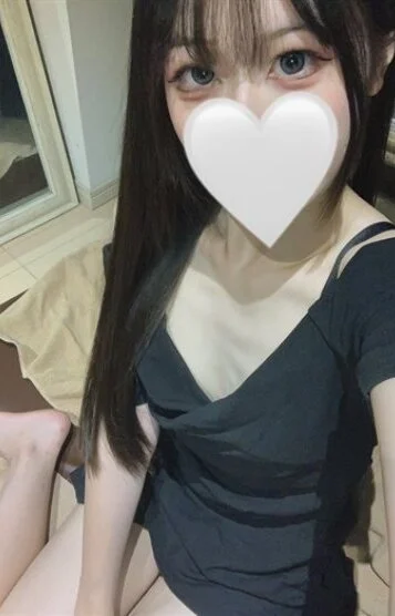 姫宮かざり(22)