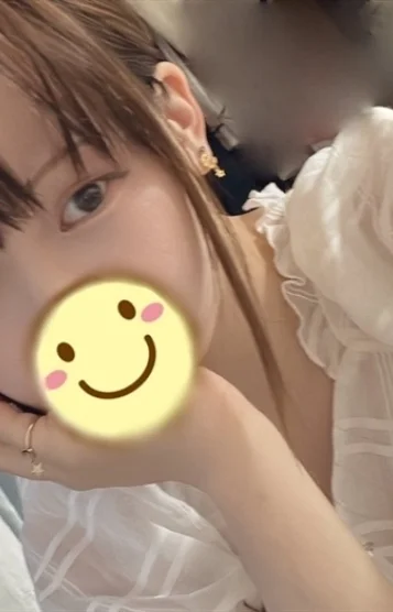 来栖すず(22)