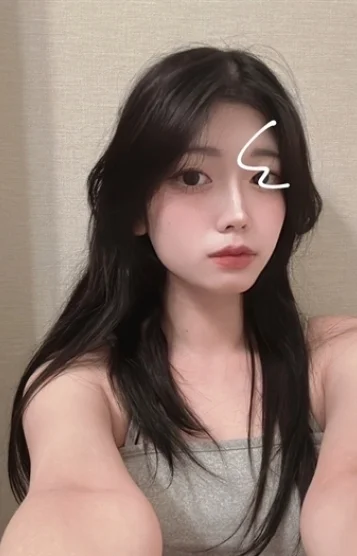 星咲 なつき(19)